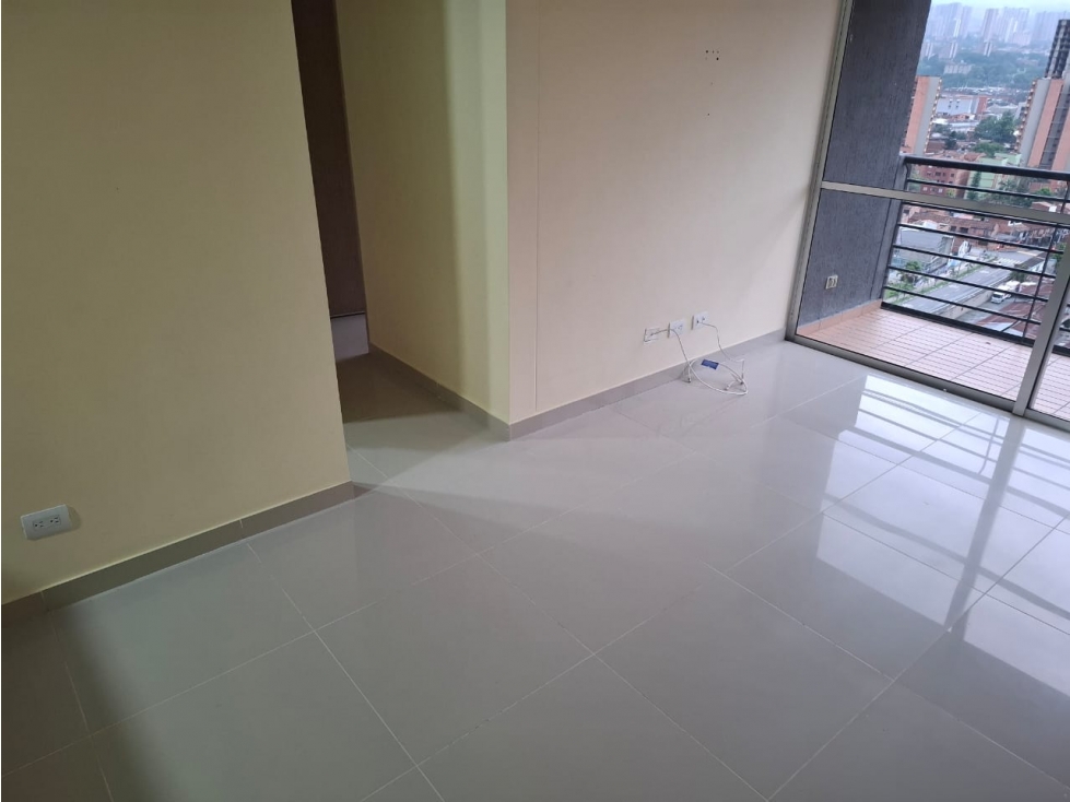 RENTO APARTAMENTO EN SABANETA PARTE PLANA — foto 4
