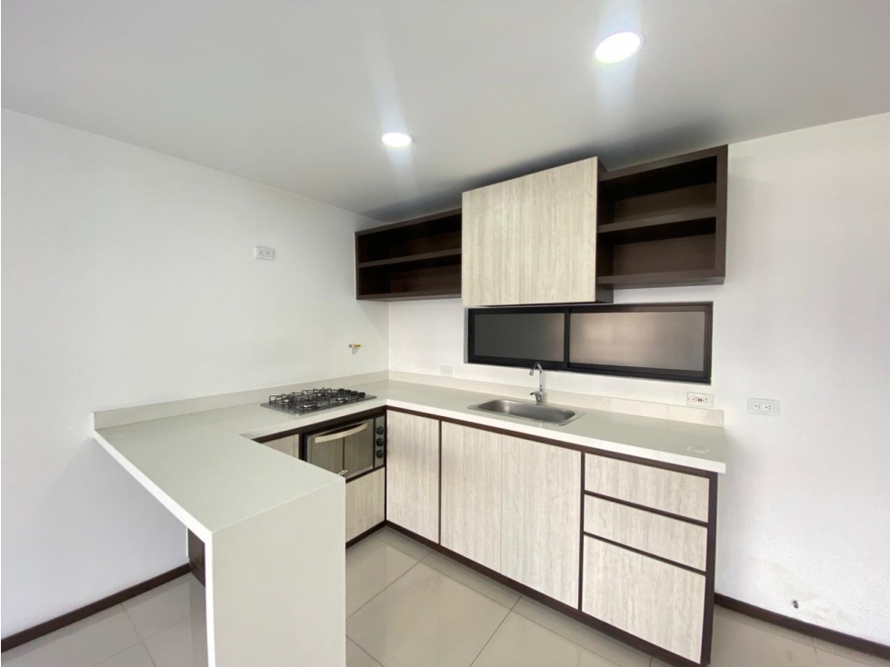 RENTO APARTAMENTO EN SABANETA PARTE PLANA — foto 2