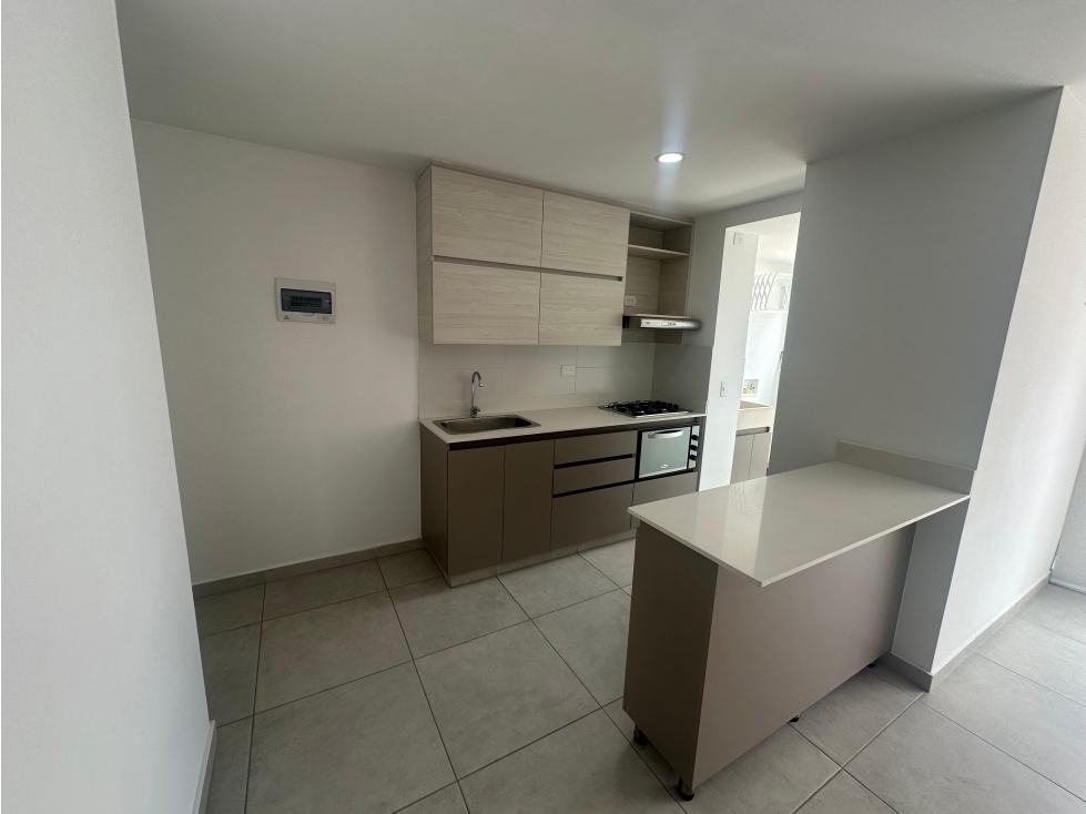 RENTO APARTAMENTO PARA ESTRENAR EN SABANETA — foto 2