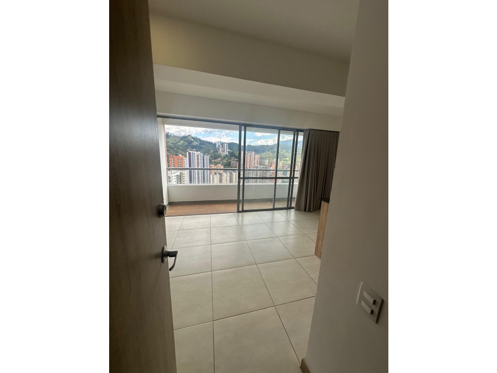 RENTO APARTAMENTO EN SABANETA UNIDAD LAGOS DEL SUR — foto 5