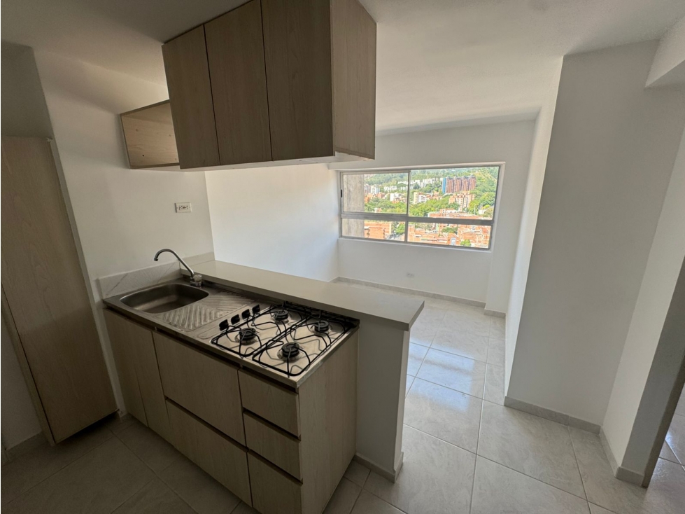 Apartamento en arriendo en barrio cristobal