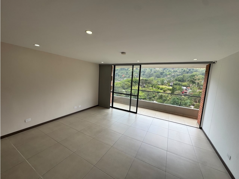 EN RENTA ENVIGADO, LOMA DEL ESCOBERO — foto 5