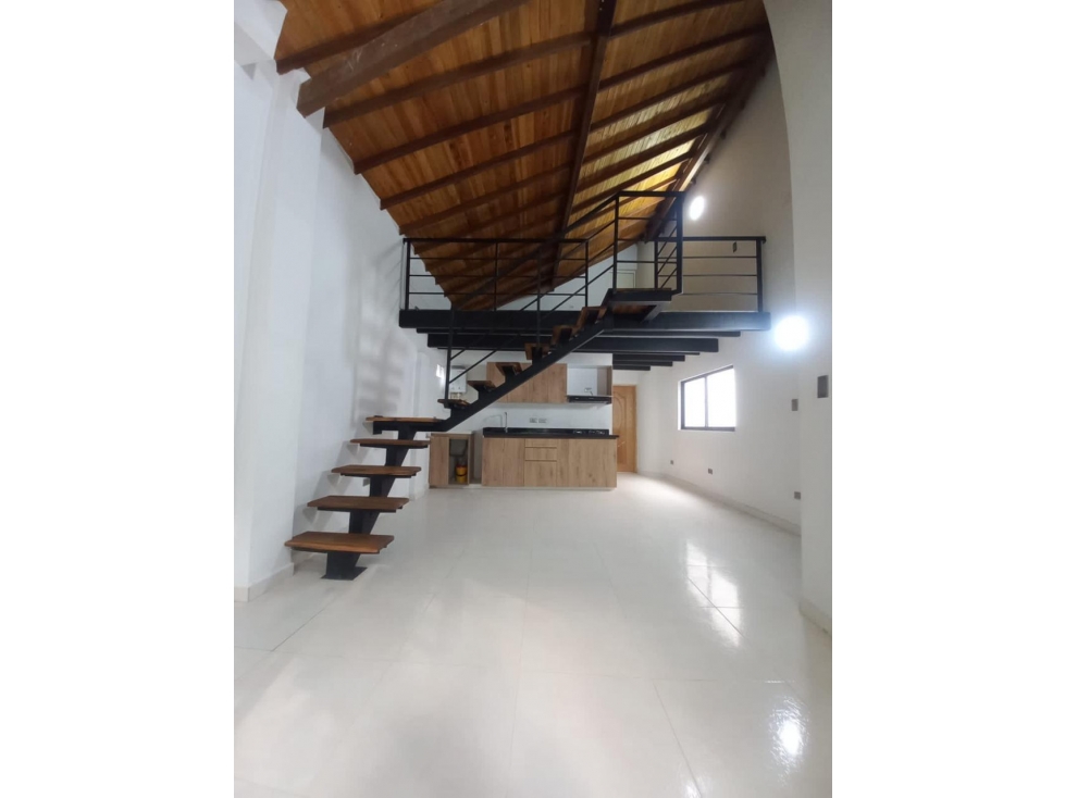 Apartamento duplex en arriendo en barrio cristobal — foto 2