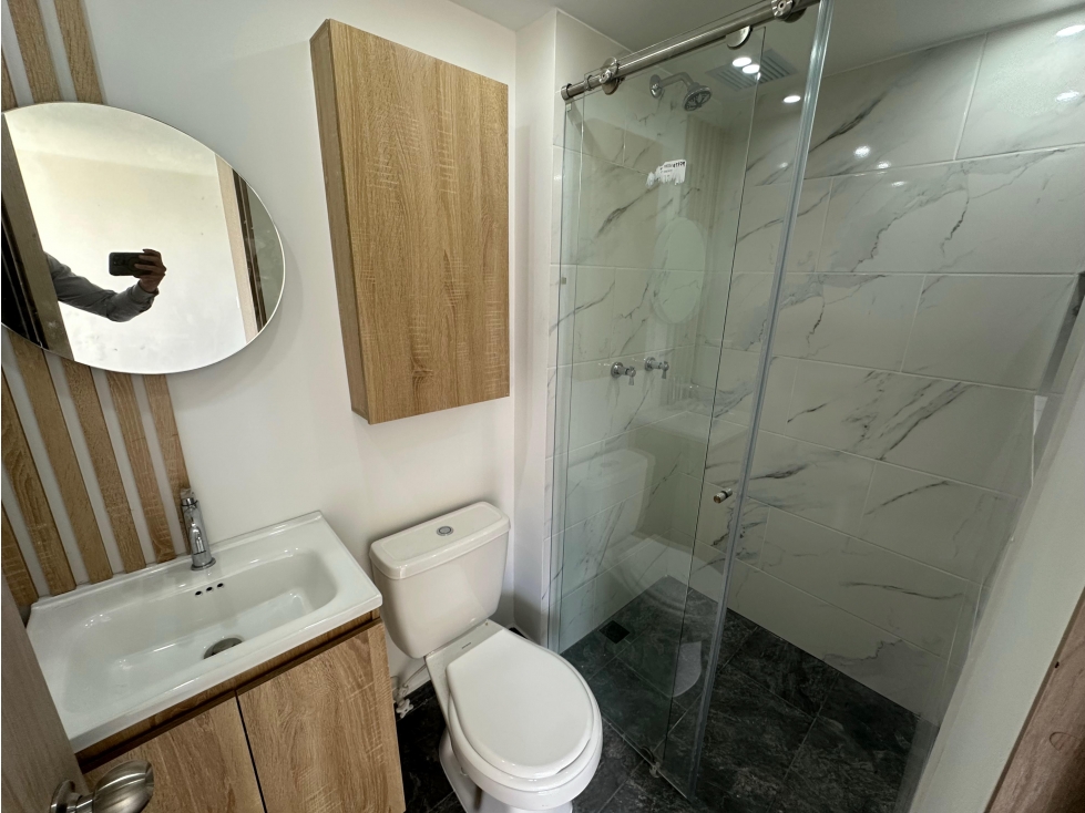 arriendo apartamento Calasanz parte alta