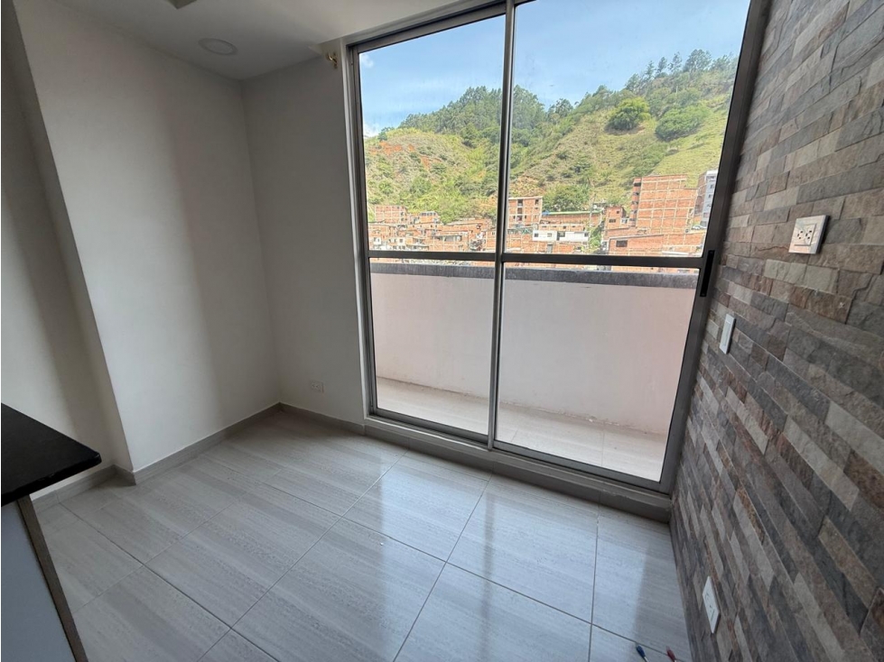SE ARRIENDA APARTAMENTO SECTOR BELLO LA GABRIELA — foto 2