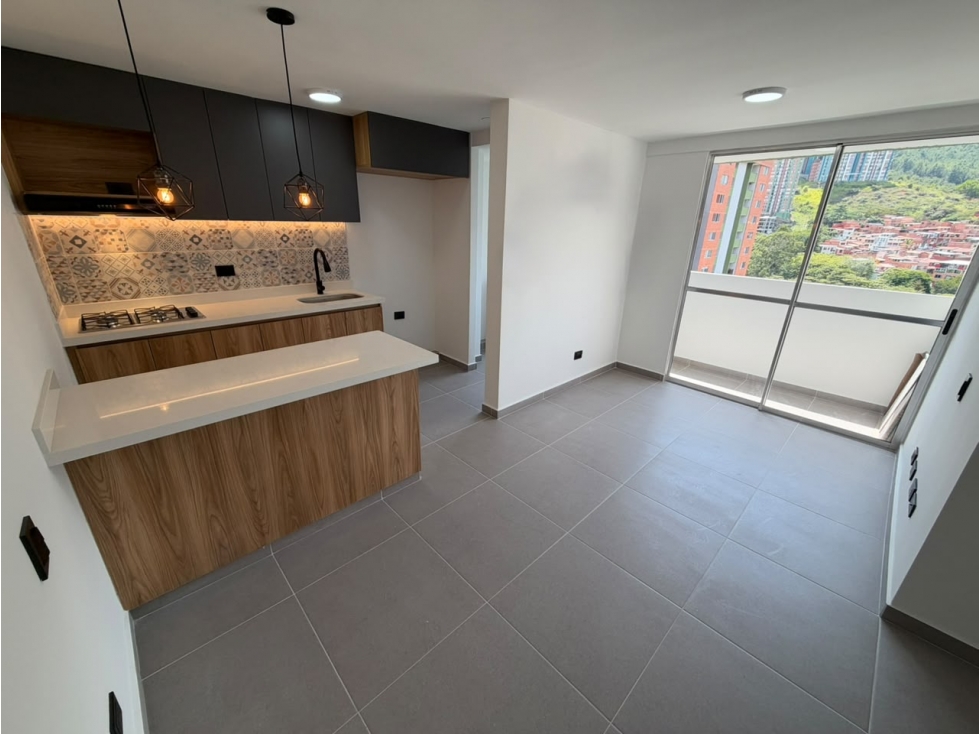 ARRIENDO APARTAMENTO EN SANTA ANA BELLO