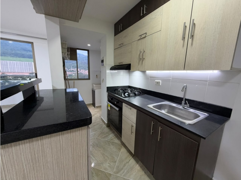 ARRIENDO APARTAMENTO EN NIQUIA BELLO — foto 2
