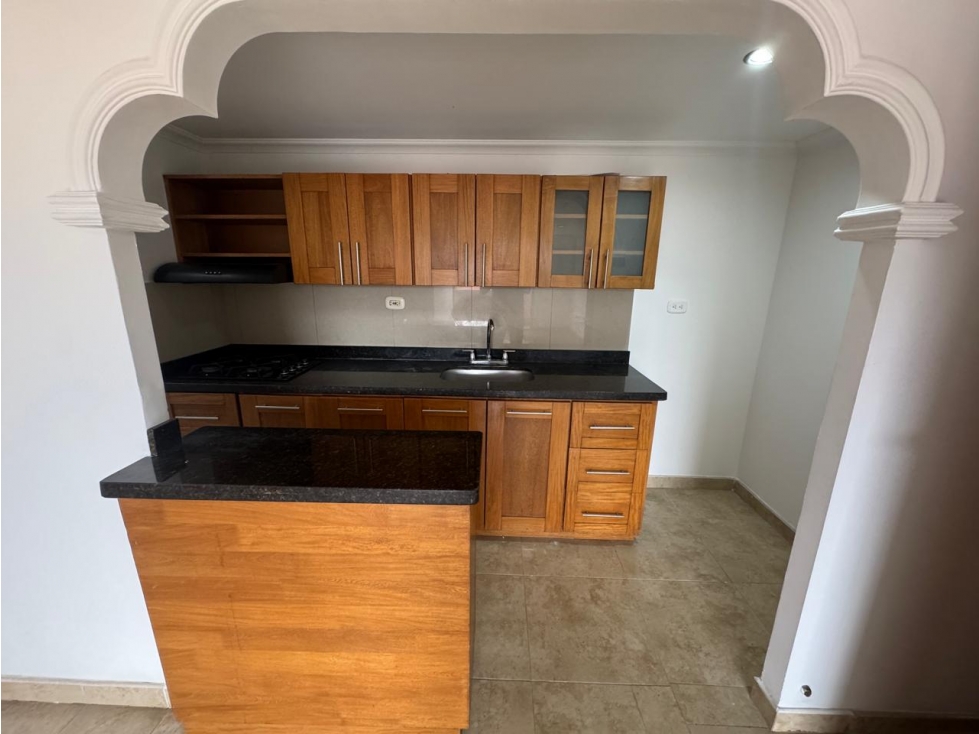 arriendo apartamento en los colores — foto 2