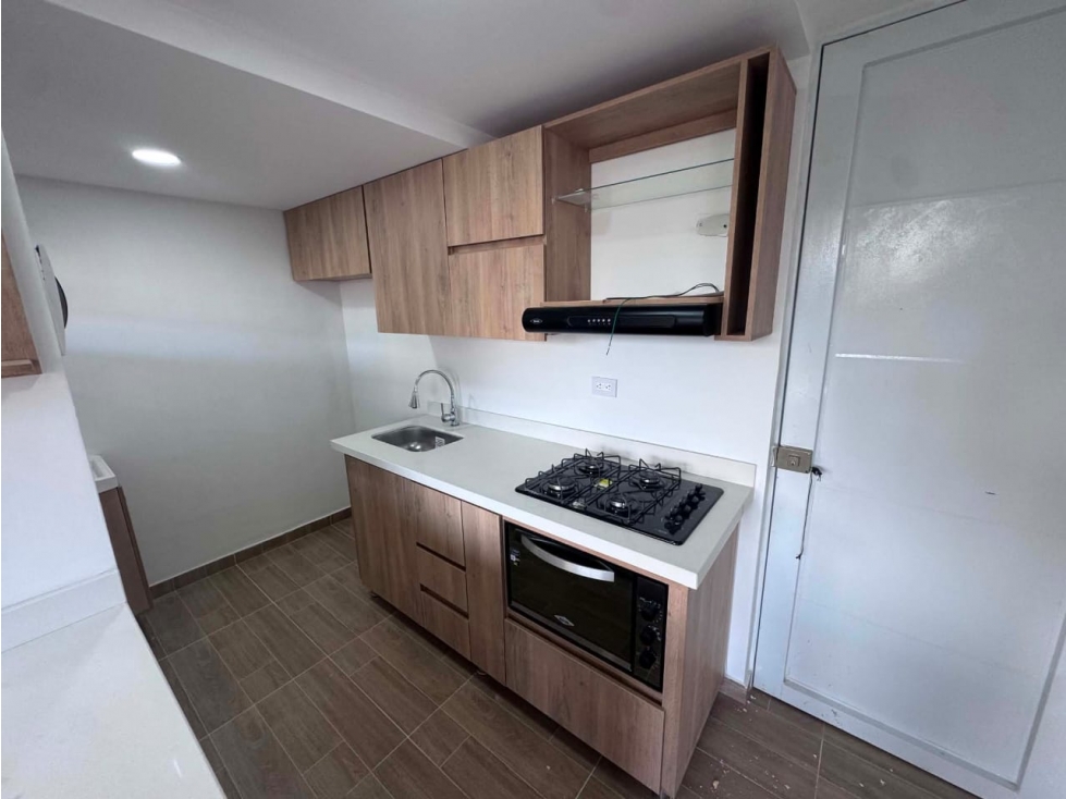 Arriendo apartamento en bello — foto 2