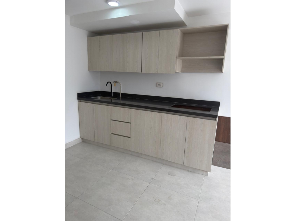 ARRIENDO APTO EN CAÑA VERALEJO