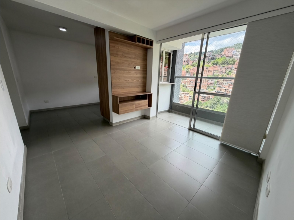 APARTAMENTOEN LOMA DE LOS BERNAL — foto 5