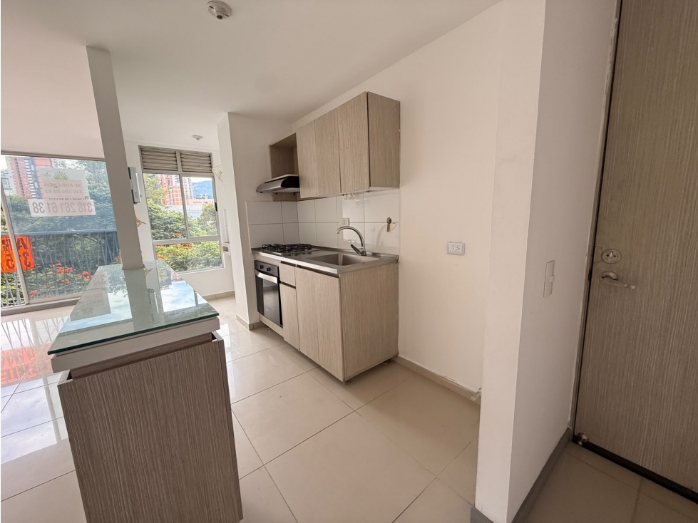 RENTO APARTAMENTO EN SABANETA PARTE PLANA CERCA A MAYORCA — foto 3