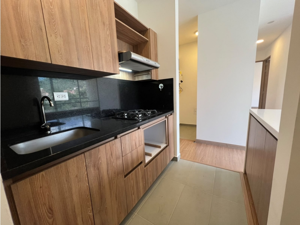 arriendo apartamento sector san José parte baja.