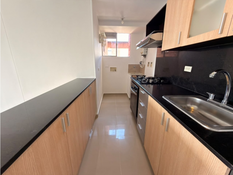ARRIENDO APARTAMENTO SECTOR CALASANZ — foto 4