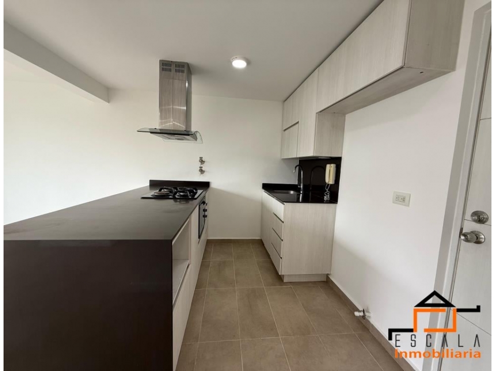 apartastudio en arriendo Loma de los Bernal, Medellin — foto 3
