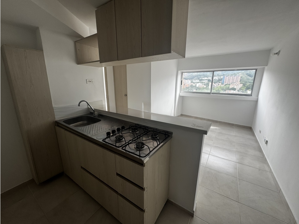 Apartamento en Arriendo en Barrio Cristobal — foto 3