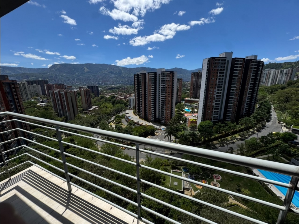 Apartamento en venta Loma de los Bernal — foto 5