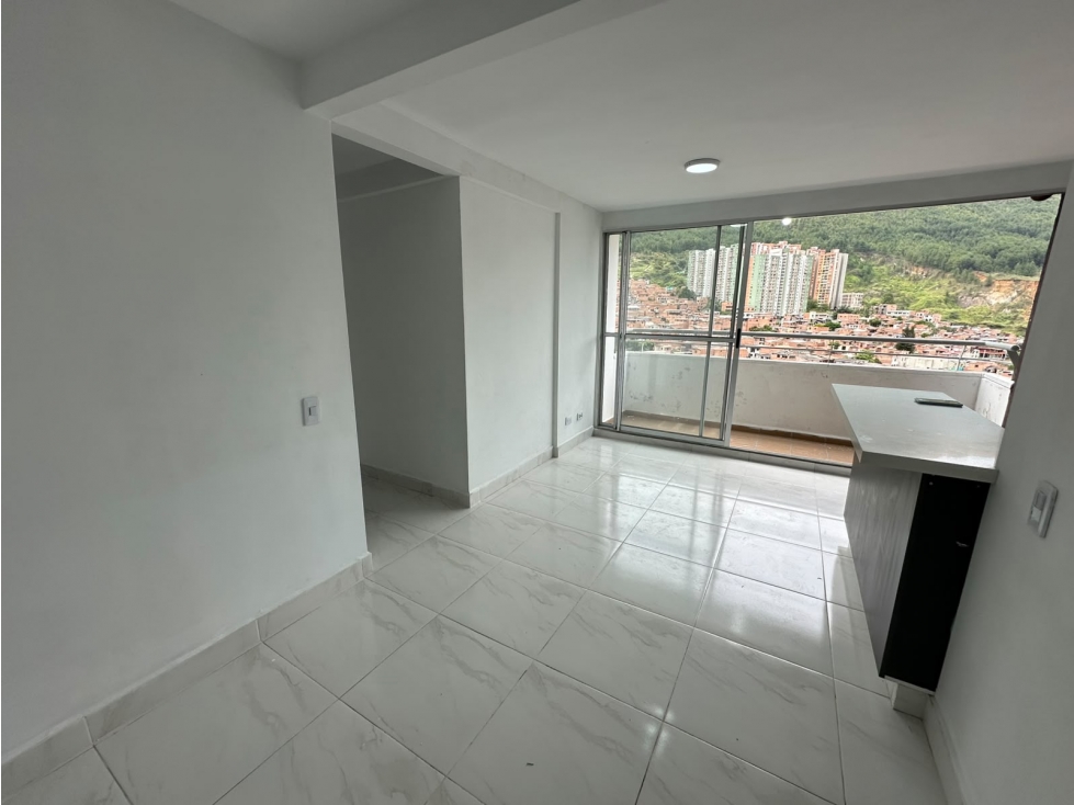 Arriendo apartamento en bello — foto 5