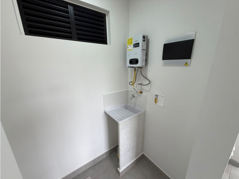 ARRIENDO APARTAMENTO EN FABRICATO BELLO — foto 4