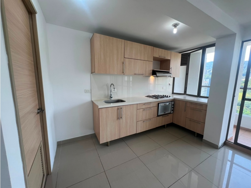 APTO EN ARRIENDO EN SABANETA