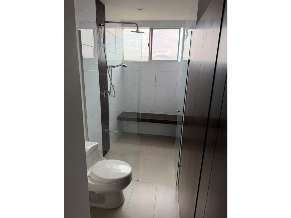 ARRIENDO APARTAMENTO POBLADO -LOS BALSOS — foto 3