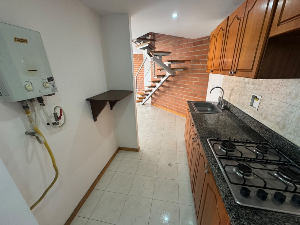 ARRIENDO APARTAMENTO POBLADO LOMA DEL INDIO — foto 4