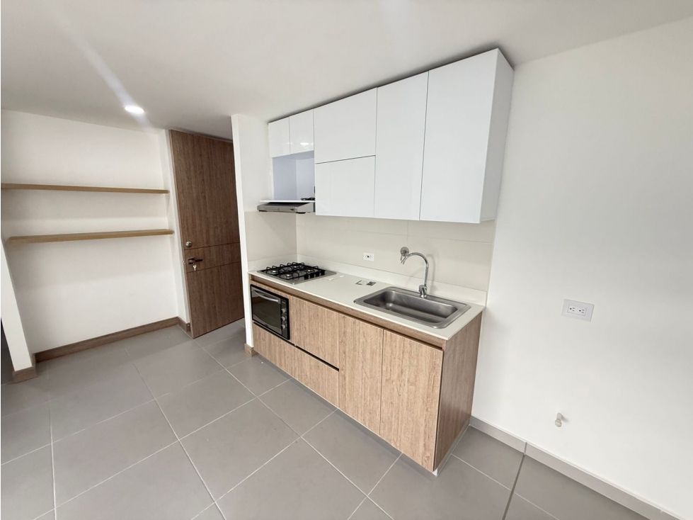 APTO EN ARRIENDO EN SABANETA — foto 2