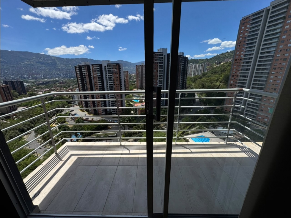 Apartamento en venta Loma de los Bernal — foto 6