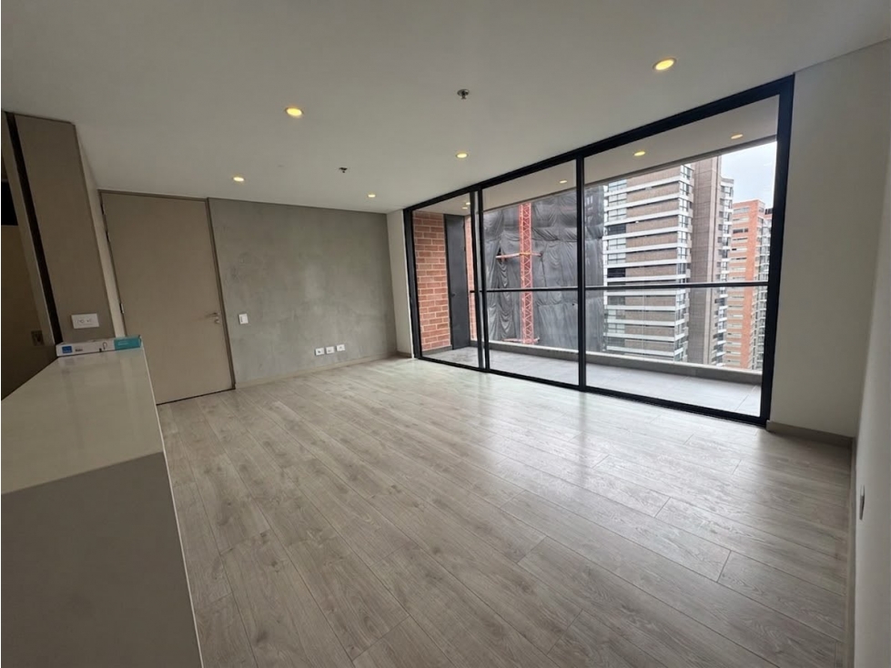 APARTAMENTO EN ALTOS DEL POBLADO — foto 2