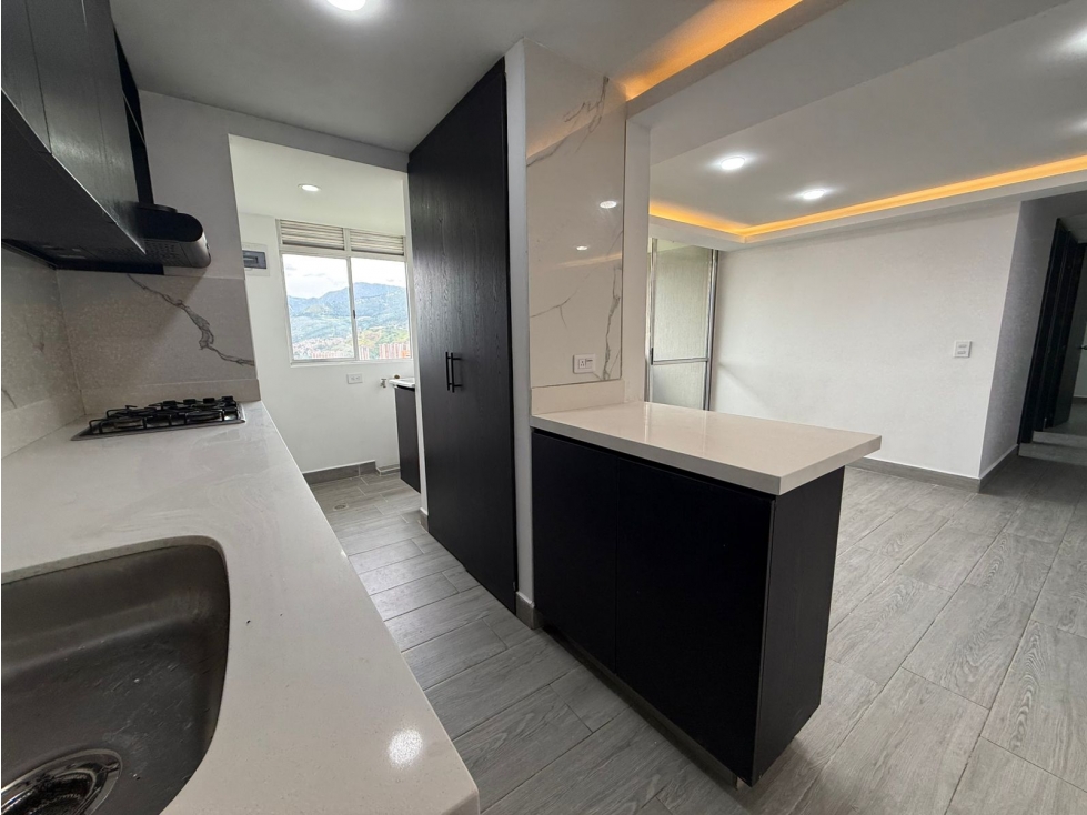 ARRIENDO APARTAMENTO EN SANTA ANA BELLO — foto 4