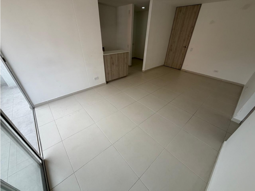 APARTAMENTO EN ARRIENDO - RESERVA SE COLORES - 2