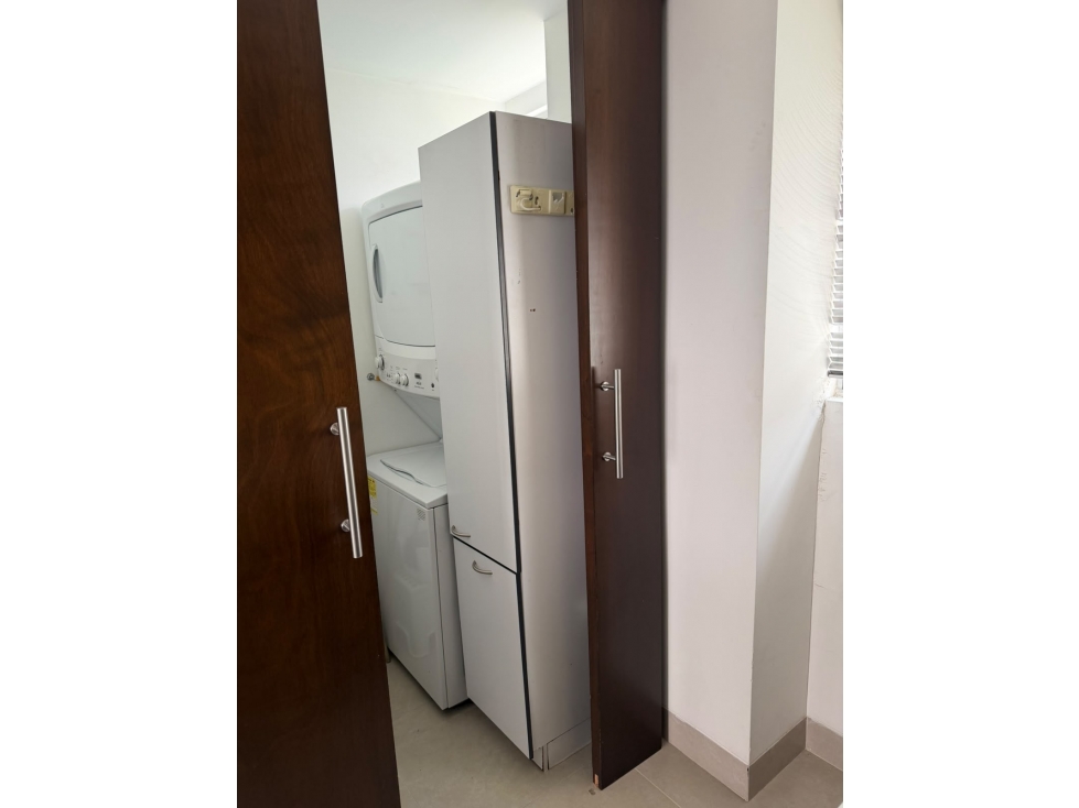 ARRIENDO APARTAMENTO POBLADO -LOS BALSOS — foto 4