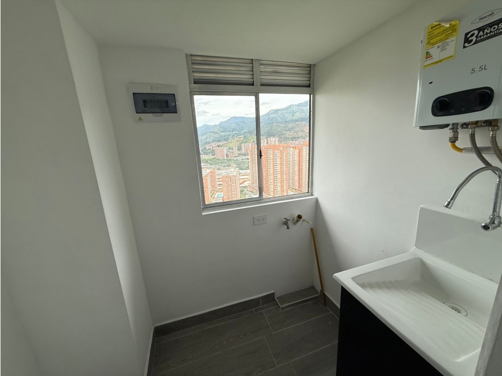 ARRIENDO APARTAMENTO EN SANTA ANA BELLO — foto 3