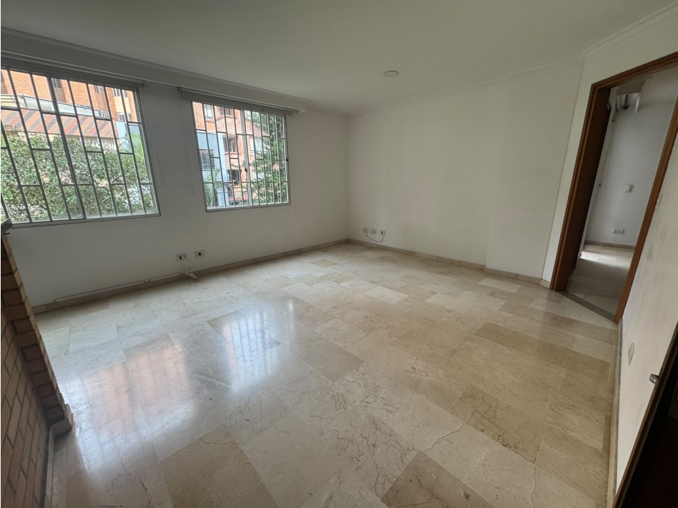 Aparta estudio en Arriendo en Laureles — foto 2