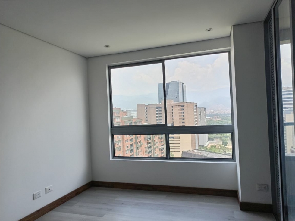 ARRIENDO APARTAMENTO CIUDAD DEL RIO — foto 4