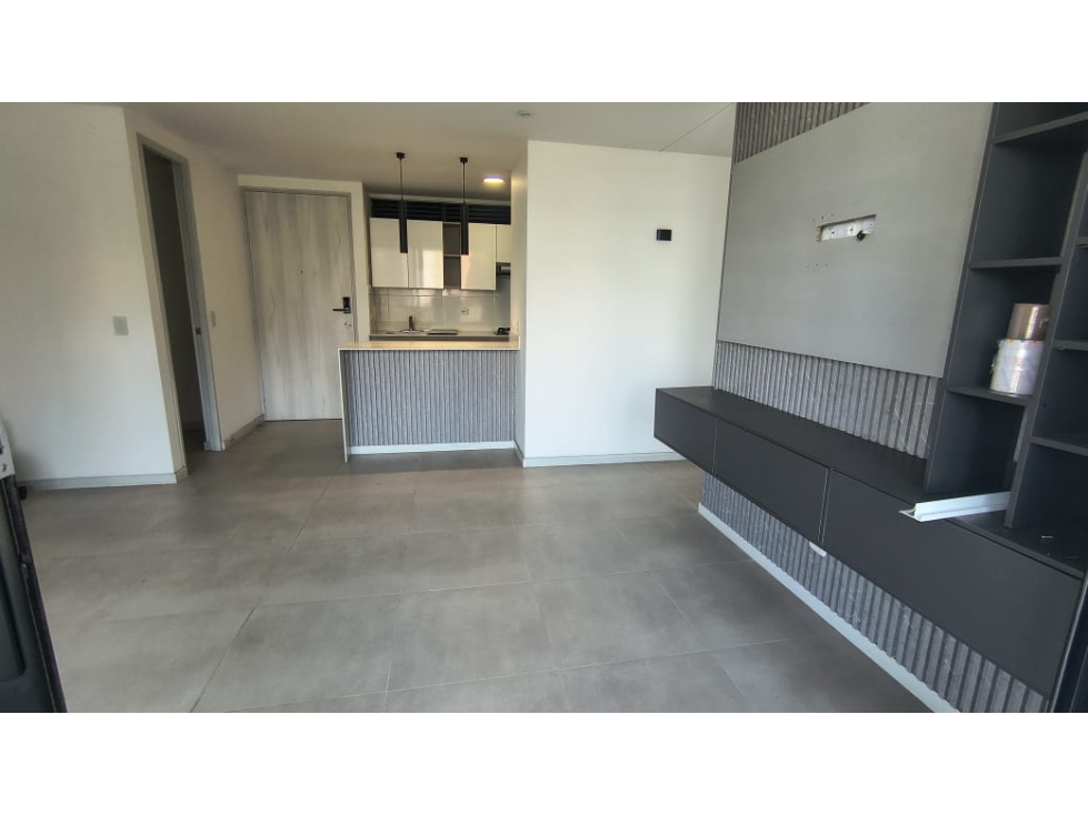 ARRIENDO APARTAMENTO POBLADO CASTROPOL — foto 5