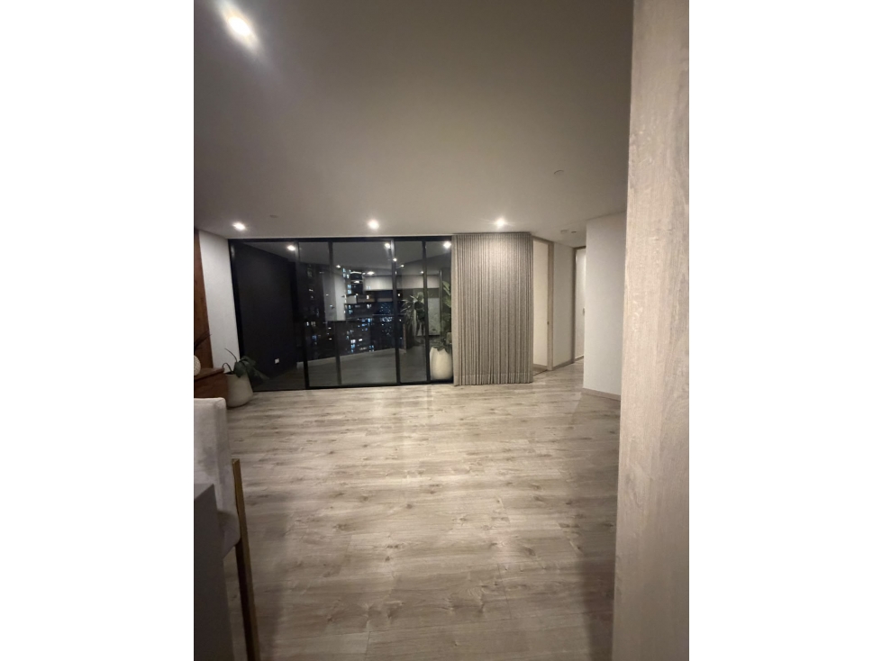 ARRIENDO APARTAMENTO POBLADO-ALTOS DEL POBLADO — foto 5