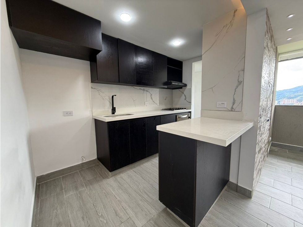 ARRIENDO APARTAMENTO EN SANTA ANA BELLO — foto 2