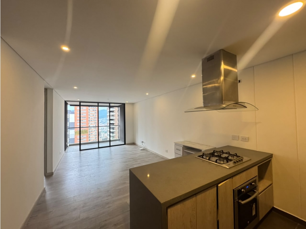 ARRIENDO APARTAMENTO POBLADO-ALTOS DEL POBLADO