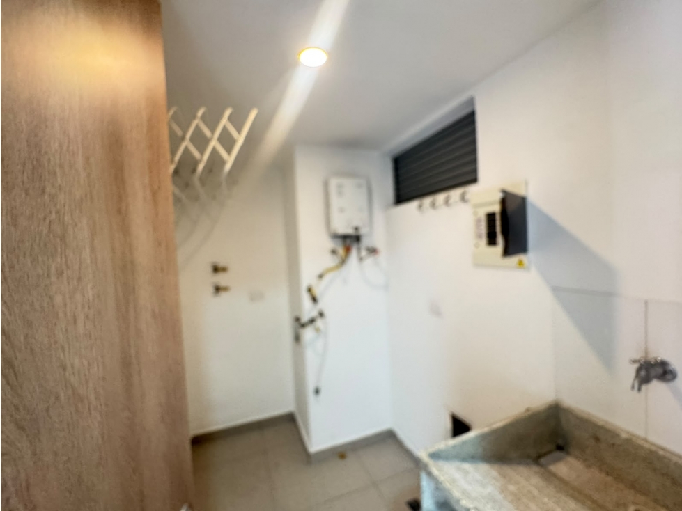 ARRIENDO POBLADO-LOMA SAN JULIAN — foto 3