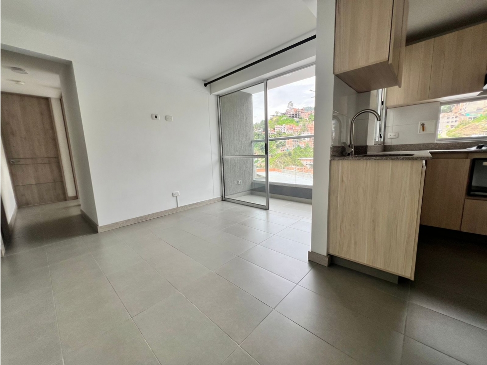 Arriendo apartamento Loma de los Bernal
