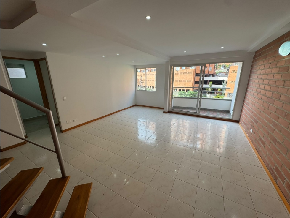 ARRIENDO APARTAMENTO POBLADO LOMA DEL INDIO — foto 2