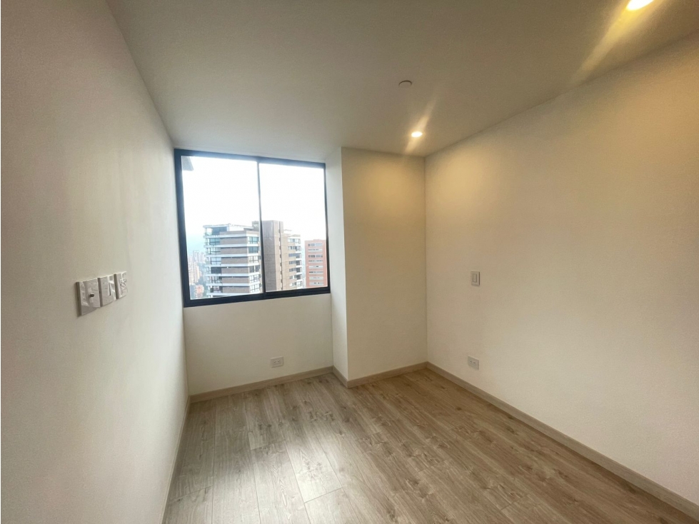 APARTAMENTO EN ALTOS DEL POBLADO — foto 6