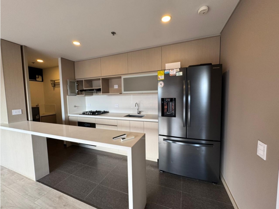 APARTAMENTO EN ALTOS DEL POBLADO — foto 5