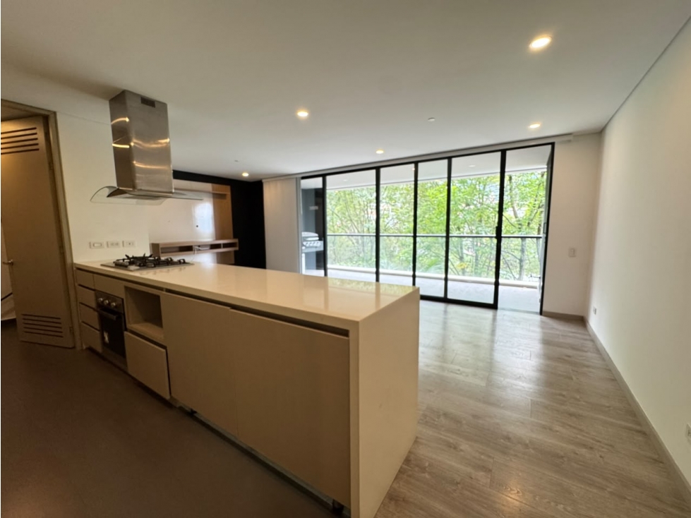 APARTAMENTO EN ALTOS DEL POBLADO