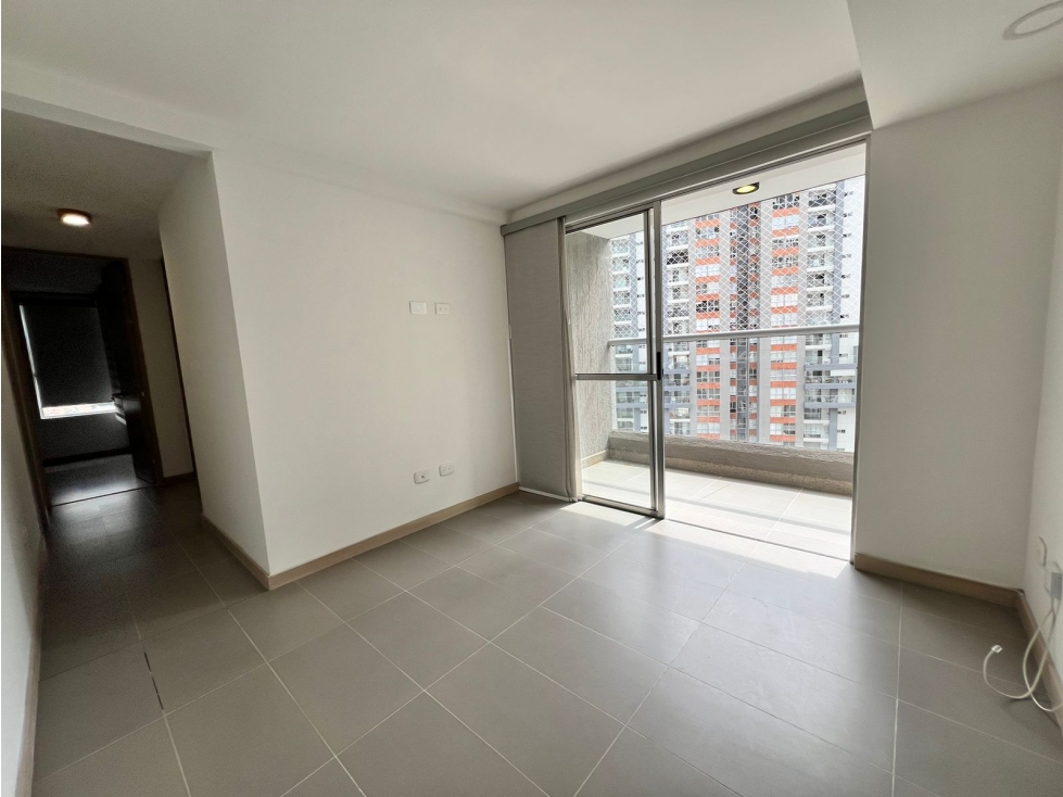 Arriendo apartamento Loma de los Bernal — foto 3