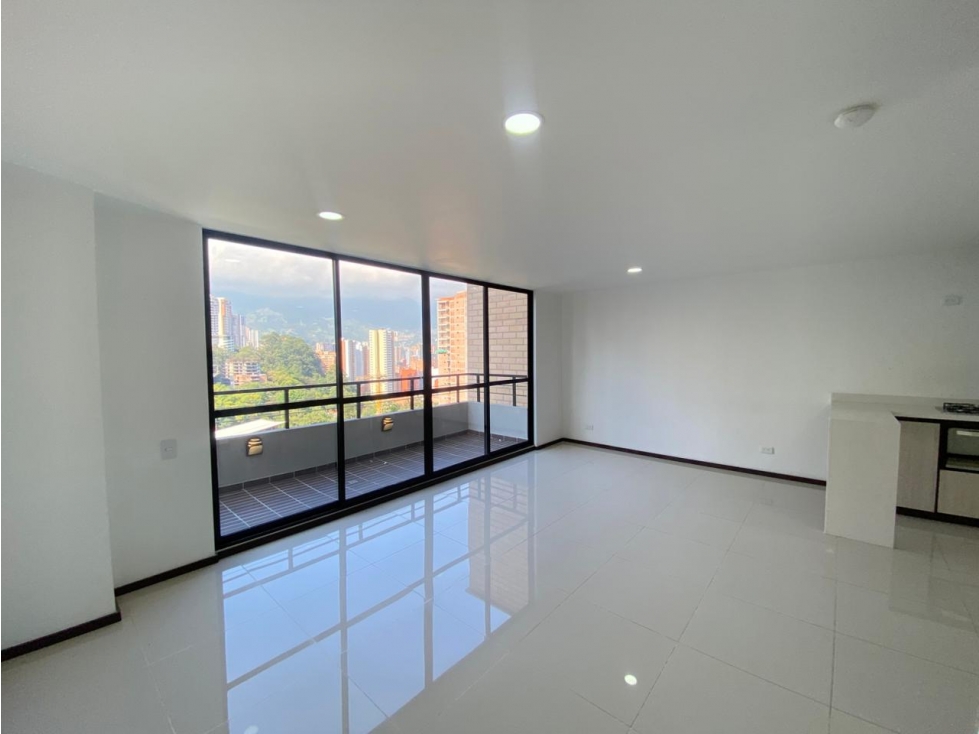 APARTAMENTO EN ARRIENDO LOS ALCAZARES SABANETA — foto 4