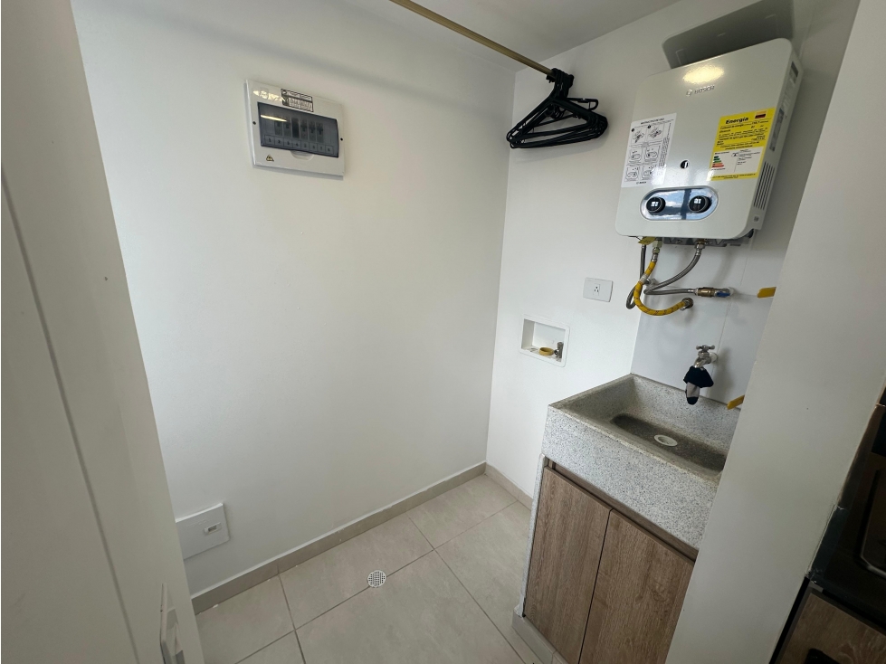 APTO EN ARRIENDO EN SABANETA — foto 5