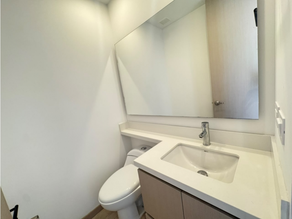 APARTAMENTO EN ALTOS DEL POBLADO — foto 6
