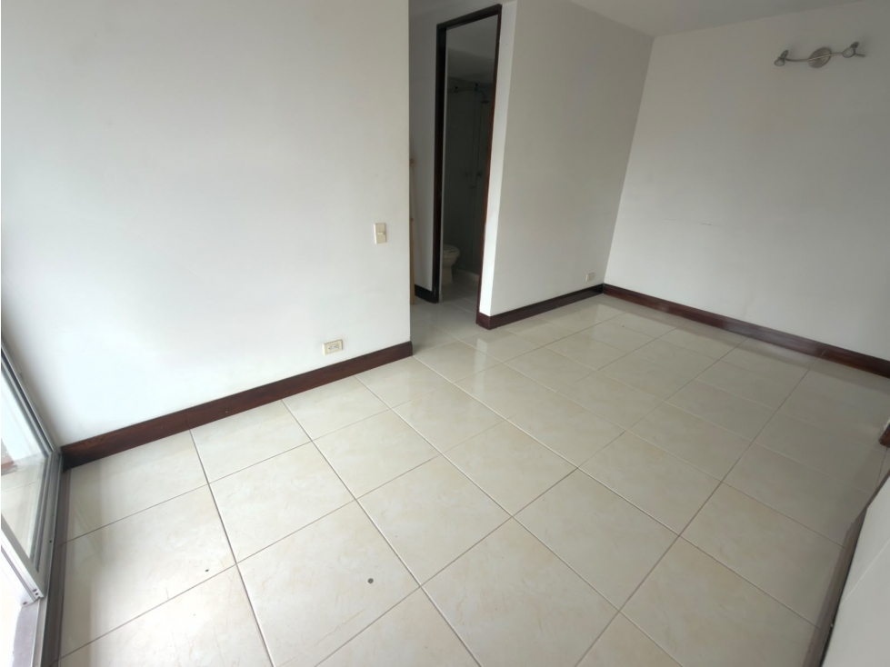 Arriendo apartamento Loma de los Bernal — foto 6